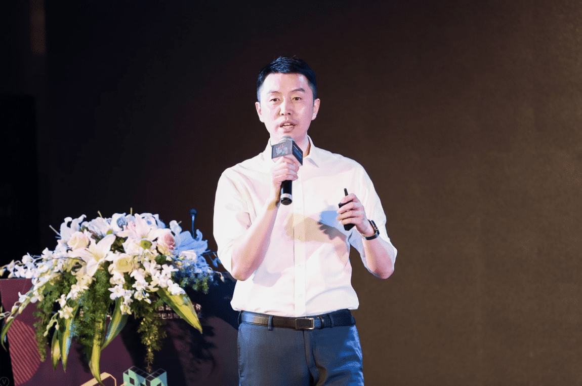 浙江大学设计研究院副院长孙凌云分享主题演讲《人工智能的体验